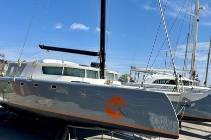 Location Catamaran CONSTRUCTION AMATEUR Custom Hyères