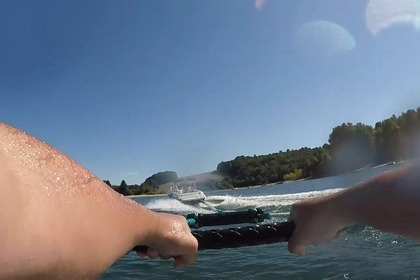 Hire Motorboat BAYLINER 175 GT Salles-Curan