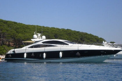 Noleggio Yacht Sunseeker 72 Predator Castel Abbadessa