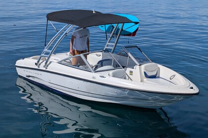 Charter Motorboat Bayliner 175 Br Évian-les-Bains