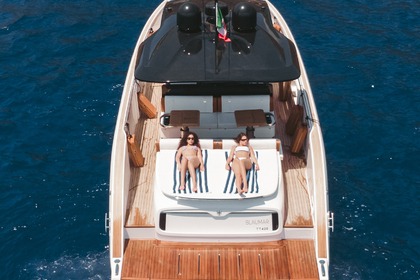 Charter Motorboat Invictus TT 420 Amalfi