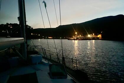 Miete Segelboot BENETEAU OCEANIS 510 Viareggio