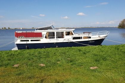 Charter Houseboat Pikmeer 1100 Koudum