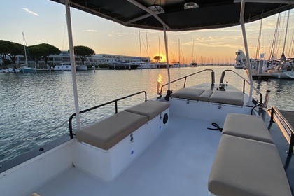 Rental Motorboat ODC MARINE VEDETTE Le Grau-du-Roi