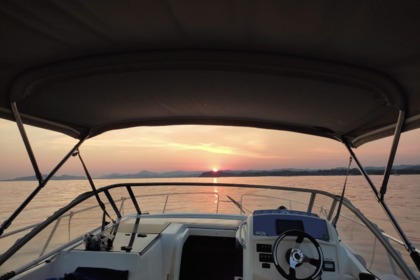 Ενοικίαση Μηχανοκίνητο σκάφος Jeanneau leader 8 Bormes-les-Mimosas