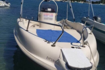 Hire Boat without licence  Nireas 465 Paxi