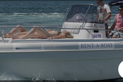 Ενοικίαση Μηχανοκίνητο σκάφος Ranieri Ranieri 24 Shadow Τόρε Ντελ Γκρέκο