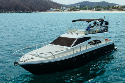 Hire Motor yacht Princess V64 Santa María Huatulco