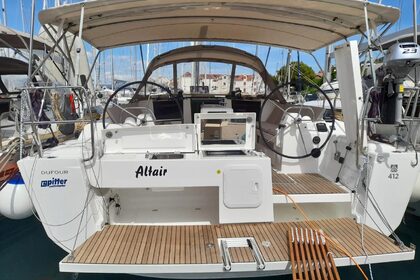 Hire Sailboat Dufour Dufour 412 Marina Hramina