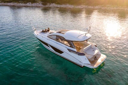 Rental Motor yacht Bénéteau Gran Turismo 41 Šibenik