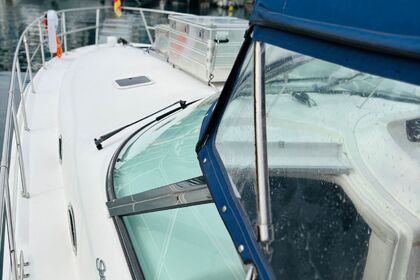 Hire Motorboat Sea Ray 400 Sun Sport Herceg Novi