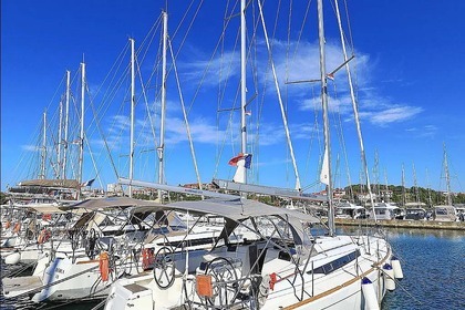 Location Voilier  Sun Odyssey 449 (4 cab.) Rhodes