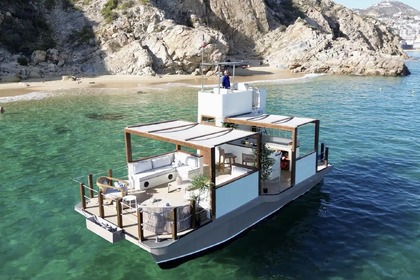 Alquiler Lancha Custom Catamaran 32 Cabo San Lucas
