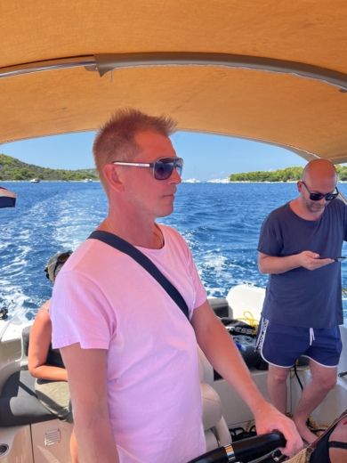 Rogoznica Motorboat Atlantis Marine Open 670 alt tag text