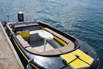 Hire Motorboat Jeanneau Runabout Marseille