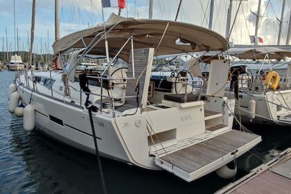 Miete Segelboot Dufour Yachts Dufour 520 GL Liberty with watermaker & A/C - PLUS Le Marin