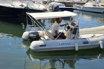 Hire Boat without licence  Sans Permis Lomac Nautica 460 Sainte-Maxime