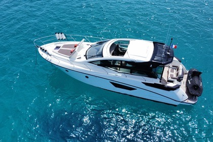 Verhuur Motorboot Beneteau Gran Turismo 46 Cannes