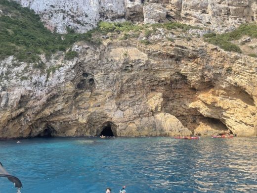 Дения Motorboat Quicksilver Activ 605 Open alt tag text