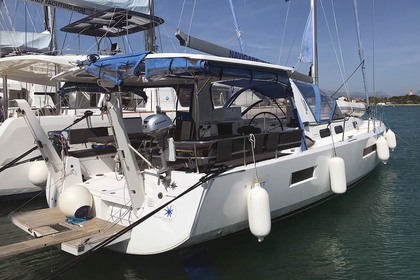 Rental Sailboat Jeanneau Sun Loft 47 - 6 + 1 cab. Trogir