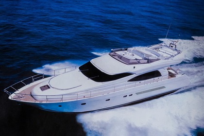 Noleggio Barca a motore  Eminence X6 San Cassiano