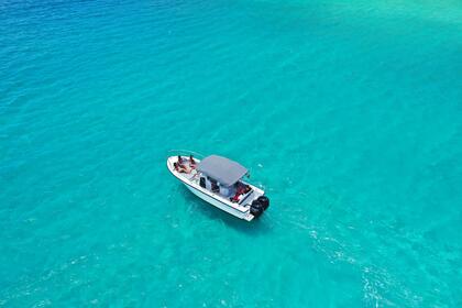 Rental Motorboat Boston Outrage 24 Anse Marcel