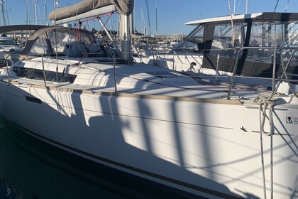 Location Voilier  Sun Odyssey 379 (DL) Saint-Quay-Portrieux