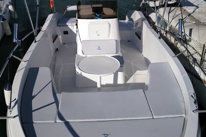 Rental Motorboat Siren Axtilux 600 Open Castelldefels