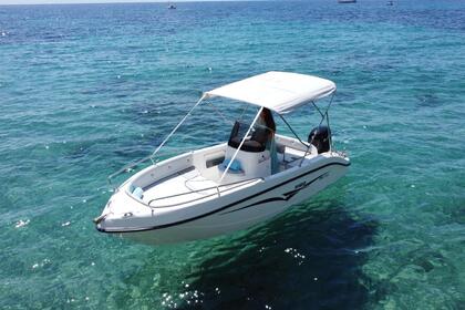 Hire Motorboat Salpa 570 Ibiza