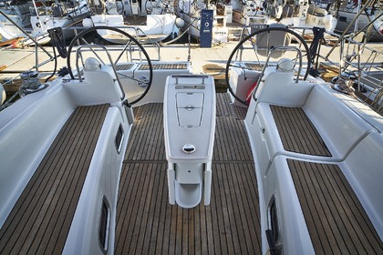 Hire Sailboat Bénéteau Oceanis 46 - 4 cab. Biograd na Moru