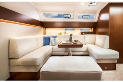 Noleggio Barca a vela Bavaria 46 Cruiser 46 Cruiser Vibo Marina