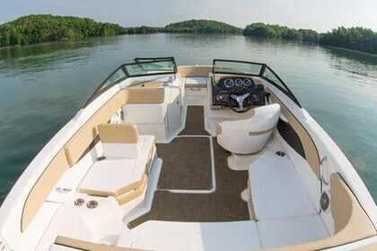 Noleggio Barca a motore Sea Ray 210 Spx Dongo