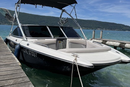 Rental Motorboat Mastercraft X2 Annecy