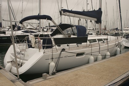 Charter Sailboat Jeanneau 42I Hampshire
