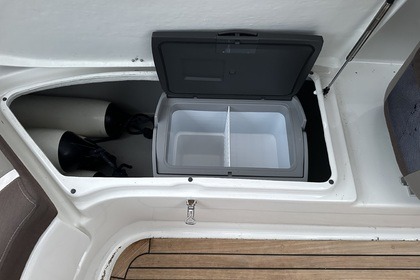 Hyra båt Motorbåt Yamarin 65 Day Cruiser Esbo