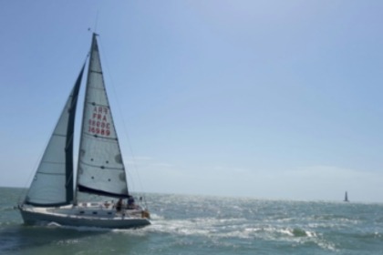 Location Voilier Beneteau First 31.7 Le Verdon-sur-Mer