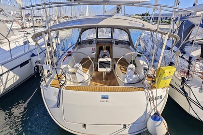 Location Voilier Bavaria Yachtbau Bavaria Cruiser 37 - 3 cab. Sukošan