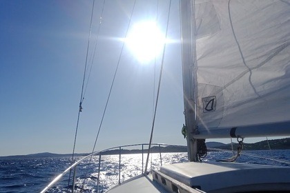 Hire Sailboat Amel super Mistral Les Issambres