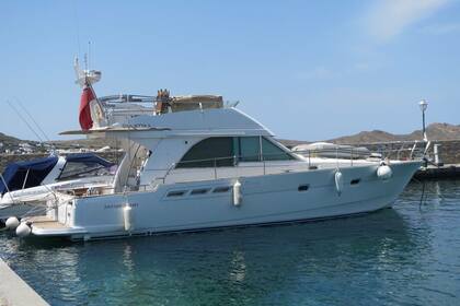 Charter Motorboat BENETEAU ANTARES 13.80 Paros