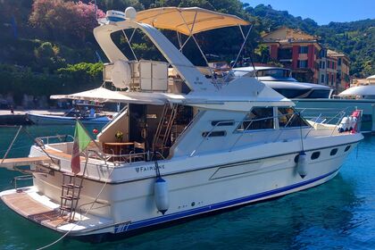 Noleggio Barca a motore Fairline 43 fly Arenzano