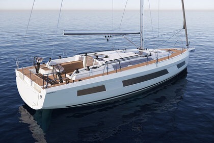 Rental Sailboat Dufour Yachts Dufour 44 Pula