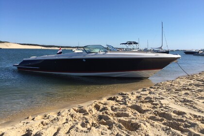 Hire Motorboat Chris Craft Corsaire 28 Sainte-Maxime