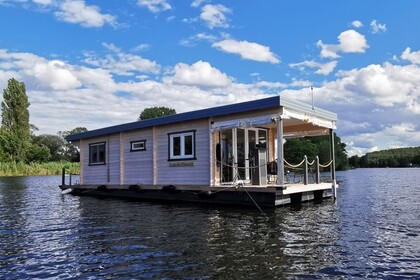 Hire Houseboat Friederike Pilkenroth Töplitz