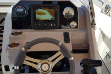 Miete Motorboot Atlantic Marine 750 Brela