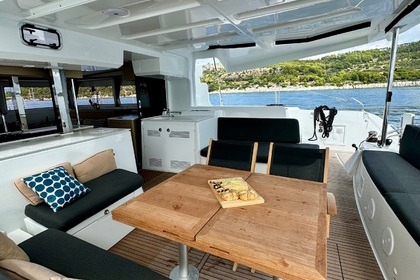 Rental Catamaran Lagoon-Bénéteau Lagoon 46 OW - 3 + 2 cab. Kaštel Gomilica