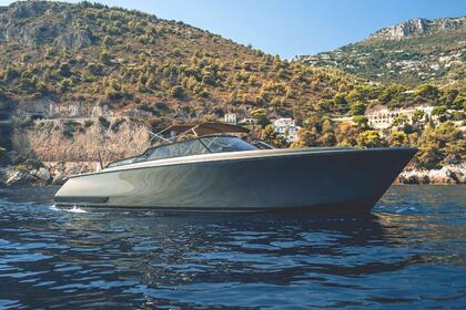 Miete Motorboot REBORN BOWRIDER 38 Antibes