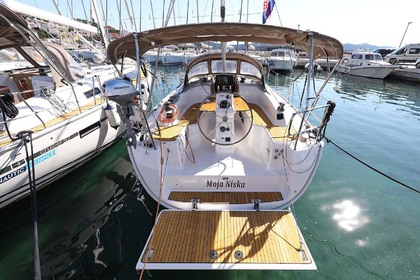 Location Voilier Bavaria Yachtbau Bavaria Cruiser 33 Murter-Kornati