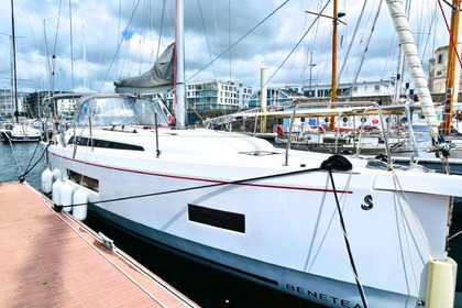 Verhuur Zeilboot Beneteau Oceanis 40 Brest