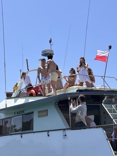 Lisboa Motor Yacht Spertini Alalunga alt tag text