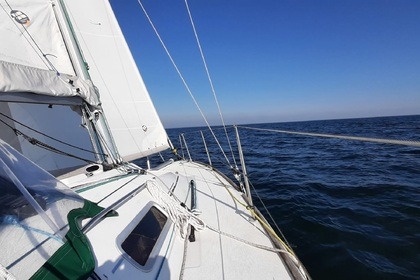 Location Voilier Beneteau First 27.7 Arzal
